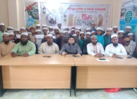 শতাধিক মাদরাসা শিক্ষার্থীর মাঝে সালেহা ফাউন্ডেশনের ঈদ উপহার বিতরণ