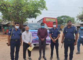 চাঁপাইনবাবগঞ্জে অতিরিক্ত গতিতে মোটরযান চালানোর বিরুদ্ধে বিআরটিএ’র বিশেষ অভিযান 