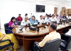 পরিবেশ রক্ষায় ইতিবাচক মানসিকতা নিয়ে কাজ করতে হবে : পরিবেশ উপদেষ্টা