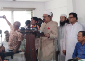 রাজনৈতিক দল নিষিদ্ধ করাই সমস্যার সমাধান নয়’