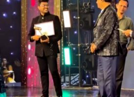 চ্যানেল আই মিউজিক অ্যাওয়ার্ডে শ্রেষ্ঠ নবীন কণ্ঠশিল্পী অনিরুদ্ধ শুভ-
