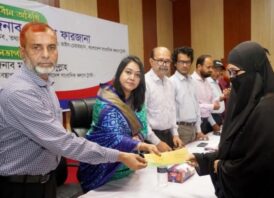 অসচ্ছল ২৫৪ জন সাংবাদিক পরিবারের মাঝে ১ কোটি ৬৩ লক্ষ টাকার চেক বিতরণ