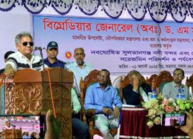 নদীবন্দর পরিদর্শনে নৌপরিবহন-উপদেষ্টা