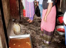 পাইকগাছায় মিষ্টির দোকানে অভিযান: ১০ হাজার টাকা জরিমানা আদায়