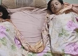 পুকুরের ঘাটলায় শামুক ধরতে গিয়ে ২ বোনের মৃত্যু