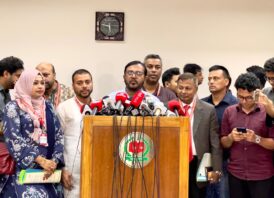 সিইসি’র সাথে বৈঠকে এবি পার্টি: নির্বাচনী আচরণবিধি মানা ও আইনশৃঙ্খলা রক্ষায় ছাত্রদের স্বেচ্ছাসেবক হিসেবে নিয়োগসহ ৯ দফা প্রস্তাব
