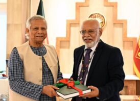 বঞ্চিত অবসরপ্রাপ্ত সরকারি কর্মকর্তাদের আবেদন পর্যালোচনা কমিটির ২য় প্রতিবেদন প্রধান উপদেষ্টার কাছে পেশ