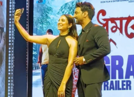 ৯ বছর পর পাশাপাশি দেব-শুভশ্রী