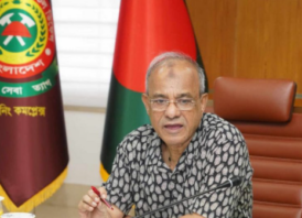 দুর্গাপূজায় আইনশৃঙ্খলা বাহিনী মাঠে নামবে বুধবার: স্বরাষ্ট্র উপদেষ্টা