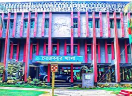 নোয়াখালীতে রাস্তায় প্রকাশ্যে যুবককে গলা কেটে হত্যা