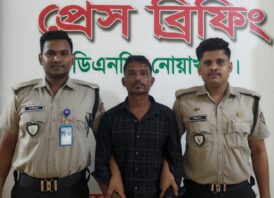 যাত্রীবাহী বাসে সুপারভাইজারের ইয়াবা পাচার,অতঃপর