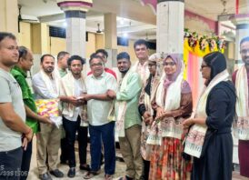 মনোহরগঞ্জে এনসিপি নেতাদের মন্দির পরিদর্শন