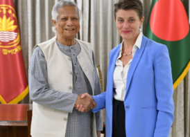 প্রধান উপদেষ্টার সঙ্গে গোয়েন লুইসের বিদায়ী সাক্ষাৎ