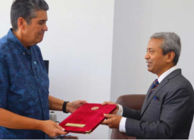 পালাউয়ের রাষ্ট্রপতির কাছে বাংলাদেশি দূতের পরিচয়পত্র পেশ