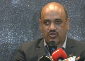 ‘আগে মুরগির ফার্মের মালিকও টিভির লাইসেন্স পেয়েছে’