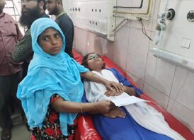 ঠাকুরগাঁওয়ে বিস্কুট খেয়ে হঠাৎ অসুস্থ কুমারপুর বিদ্যালয়ের ৫ ছাত্রী!