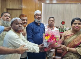 সাপাহারে নবাগত ইউএনও’র সঙ্গে বিএনপি নেতা-কর্মীদের সৌজন্য সাক্ষাৎ