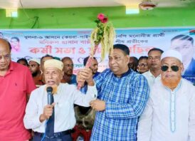 খুলনা-৬  আসনে বিএনপির মনোনীত প্রার্থী মনিরুল হাসান বাপ্পির আগমনে নেতা কর্মীদের আনন্দ উচ্ছাস