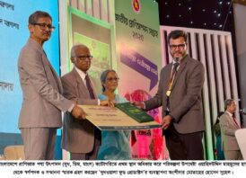 প্রাণিজাত পণ্য উৎপাদনে স্বর্ণপদক পেল ‘দুধওয়ালা’
