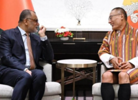 ভুটানের প্রধানমন্ত্রীর সঙ্গে বাণিজ্য উপদেষ্টার বৈঠক