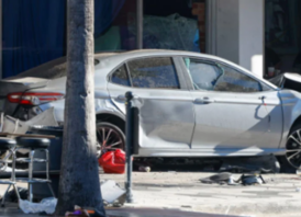 মদের বারে বেপরোয়া গাড়ি, নিহত ৪