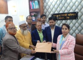 মনোনয়নপত্র সংগ্রহ করলেন কুমিল্লা-৯ আসনের বিএনপি মনোনীত প্রার্থী আবুল কালাম