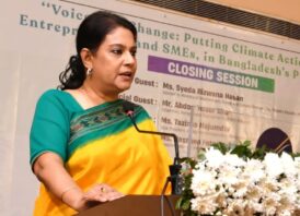 জলবায়ু পরিবর্তনে নারীর উদ্ভাবনী উদ্যোগেই ঘুরে দাঁড়াচ্ছে পরিবার ও অর্থনীতি- পরিবেশ উপদেষ্টা 