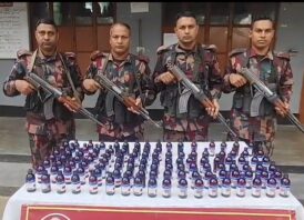 সীমান্তে ৫৯ বিজিবির অভিযানে ১৮৬ বোতল নেশাজাতীয় সিরাপ জব্দ