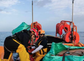 গ্রিসের উপকূল থেকে আরও ১৩১ অভিবাসনপ্রত্যাশী উদ্ধার