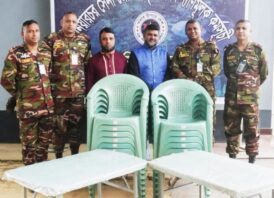 নানিয়ারচর প্রেস ক্লাবের উন্ন‌য়নে চেয়ার-টেবিল প্রদান ক‌রে‌ছে নানিয়ারচর জোন