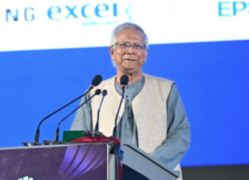 প্রযুক্তিগত অগ্রগতি বাড়িয়ে দ্রুত পরিবর্তনশীল বিশ্বের সঙ্গে তাল মেলাতে হবে : প্রধান উপদেষ্টা