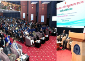 ‘হ্যাঁ’ ভোটের পক্ষে প্রচারে প্রজাতন্ত্রের কর্মচারীদের বাধা নেই: আলী রীয়াজ