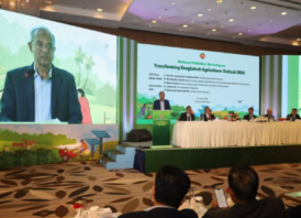 কৃষির উন্নয়নে কৃষকদের স্বাবলম্বী করতে হবে : কৃষি উপদেষ্টা