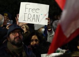 বিক্ষোভে উত্তাল ইরানে নিহত ৫৮