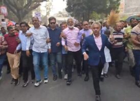 ঢাকা ১০ আসন রবিউলের গণসংযোগে জনস্রোত