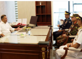 প্রধানমন্ত্রীর সঙ্গে তিন বাহিনী প্রধানের সাক্ষাৎ