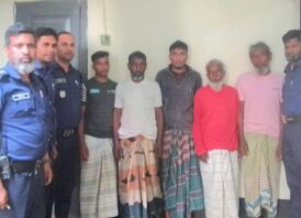 সাপাহারে জমি নিয়ে বিরোধ,ভ্যানচালককে কুপিয়ে হত্যা: গ্রেপ্তার-৫