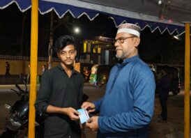 পবিত্র ঈদুল ফিতর উপলক্ষে প্রাক্তন কাউন্সিলার এম এ সালামের ঈদ সহায়তা