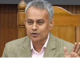 ঈদযাত্রা স্বস্তিদায়ক, বাড়তি ভাড়া নেওয়া হচ্ছে না : সড়কমন্ত্রী