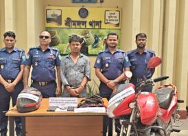 যে ছিনতাইকারীদের কারণে আতঙ্কে ছিলেন শ্রীমঙ্গলবাসী, তাদের মূল হোতা খালেদকে আটক করেছে পুলিশ