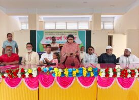সাপাহারে প্রধানমন্ত্রীর ত্রাণ ও কল্যাণ তহবিলের নগদ অর্থ বিতরণ