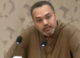 শিক্ষকদের সুযোগ-সুবিধা বাড়ানোর বিষয়ে যে বার্তা দিলেন প্রধানমন্ত্রীর শিক্ষা উপদেষ্টা