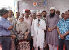 উপকূলীয় জলবায়ু সহনশীলতায় নারীদের জীবনসংগ্রাম ও নেতৃত্ব নিয়ে খুলনায় আলোকচিত্র প্রদর্শনী