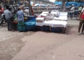 পুরানা পল্টনে ফল ব্যবসায়ীর কাছে চাঁদা দাবী ও দোকান দখলের অভিযোগ, বিএনপি নেতার হস্তক্ষেপ চাইলেন ভুক্তভোগী