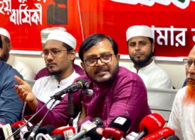 ‘যুগে যুগে পরাজিত শক্তি আত্মসমর্পণ করে বা পালিয়ে যায়, কিন্তু তাদের দালাল ও প্রেতাত্মারা আবার সংগঠিত হবার চেষ্টা করে’ – মজিবুর রহমান মঞ্জু
