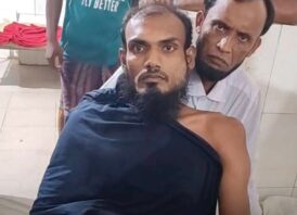 বাউফলে পরকীয়া করতে গিয়ে মারধরের শিকার জামায়াত নেতা