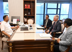 প্রধানমন্ত্রীর সঙ্গে আইএপিবি প্রধানের সাক্ষাৎ
