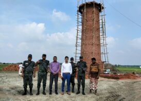 সাপাহারে কৃষিজমিতে অবৈধ ইটভাটা স্থাপন, মোবাইল কোর্টে লাখ টাকা জরিমানা