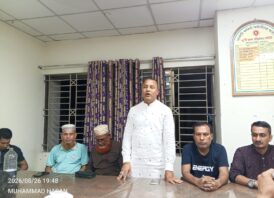 মিরপুর সরকারি কোয়ার্টারে খেলার মাঠ সংস্কারে ৩০ হাজার টাকা প্রদান করলেন কাউন্সিলর প্রার্থী খালেদ